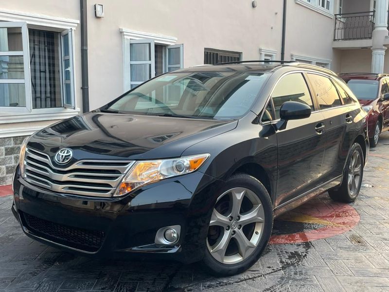 Main image of 2010 Toyota Venza